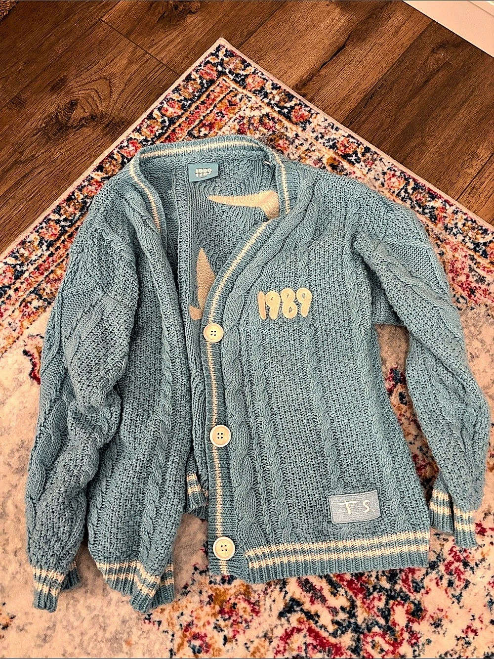 Taylor Swift 1989 Taylor's Version cardigan Blue & Pink Medium/Large